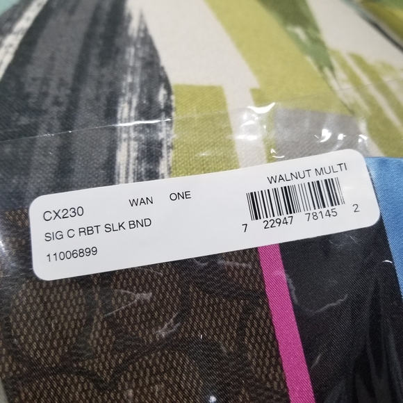 🤖🎯Coach Signature Cosmic Robot Print Silk Bandana In Walnut Multi🤖 - Picture 5 of 7